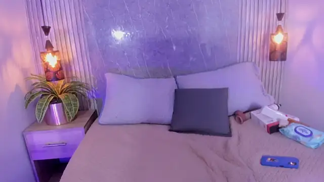 Sailor_Chibi_moon webcam