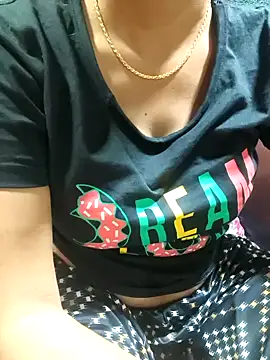 call_me_mouni099 webcam