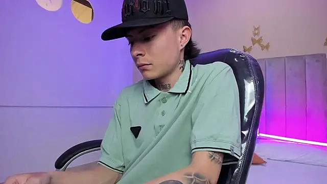 nascary_fox - Nascary_Fox's free webcam - UK Sex Cams