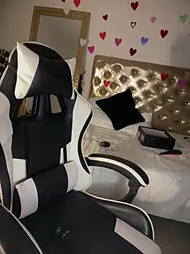 fancyxlove (F young) - big squirt 💦💦+MILK