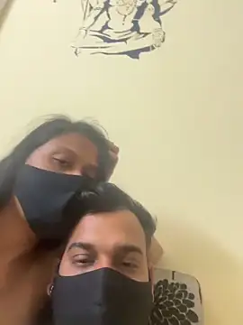 indianshycouple webcam