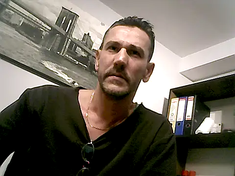 mastercharisma35 webcam