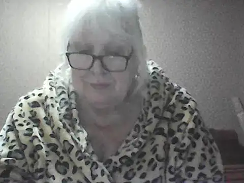 alexia64231 - Alexia64231's free webcam - UK Sex Cams