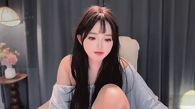 美女Yaiyigirl在线直播