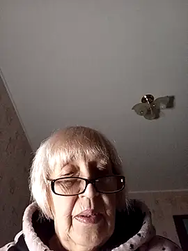 Webcam Model (Anatolia5961) is live