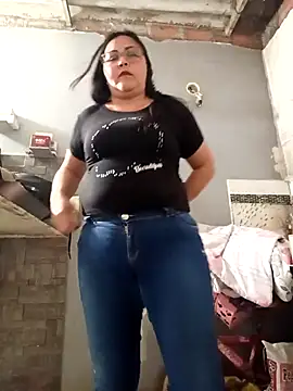 Dirty-Momm-Divorced-Hot webcam