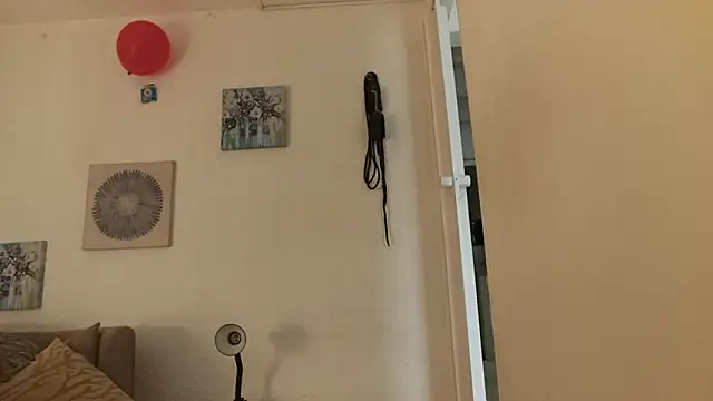 carolineaikos - CarolineAikos's free webcam - UK Sex Cams