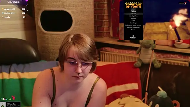 GamerGirl_Eve webcam