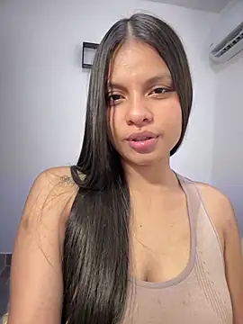 Webcam Model (Ruby_Vex)  is live.Free join now!