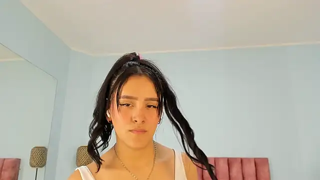 tati_saldarriaga - Tati_saldarriaga's free webcam