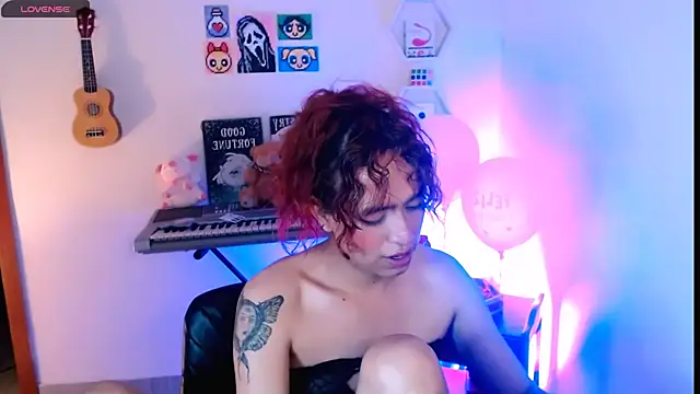 AdelineEsposito webcam