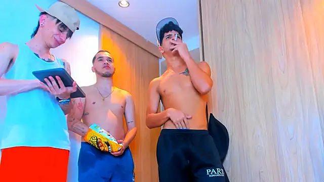 TheBatMansion webcam