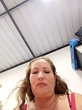 Sexy-Woman-Mature webcam