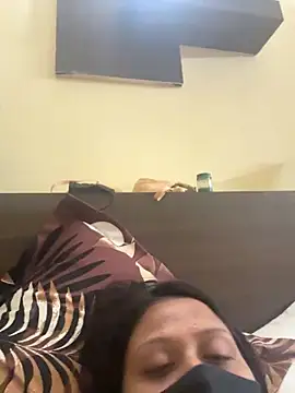 indianshycouple webcam