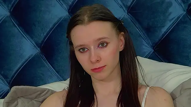 arinakubrick - ArinaKubrick's free webcam - UK Sex Cams