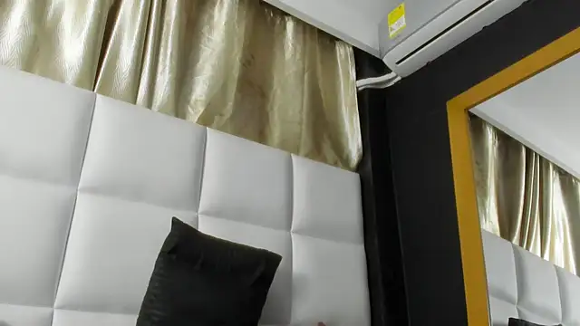 Andrew_sanders68 webcam