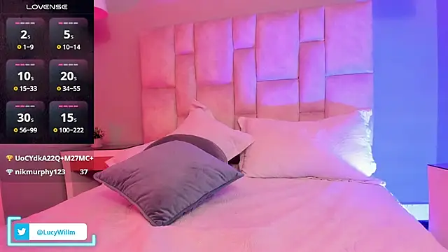 Lucy_Williiams webcam