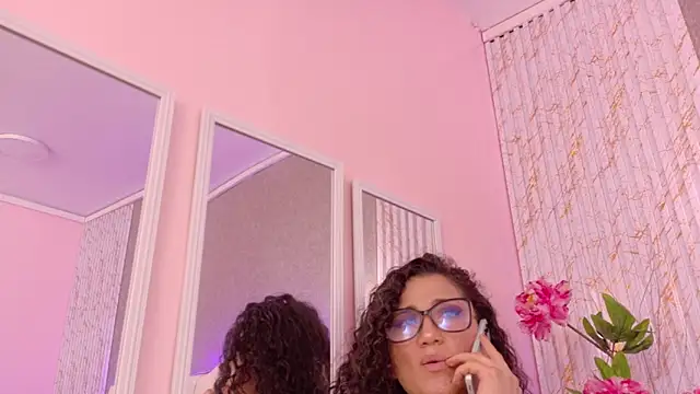 Dakota_Rainbow22 webcam