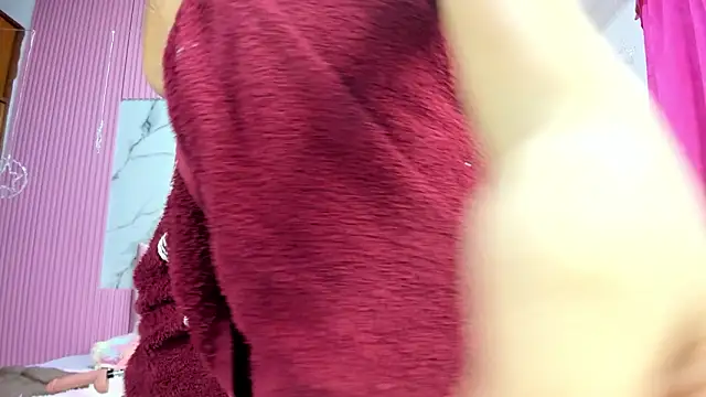 mindy_19 - Mindy_19's free webcam - UK Sex Cams