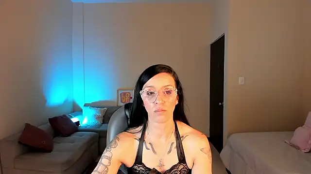 Kristen_Garner webcam