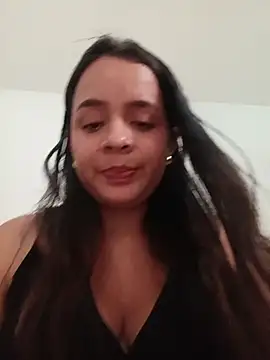 julieth_hot-69 - Julieth_hot-69's free webcam - UK Sex Cams