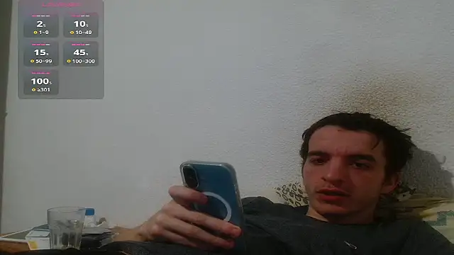 tombgy07 (M young) - goal naked