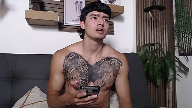 elliot_colton webcam