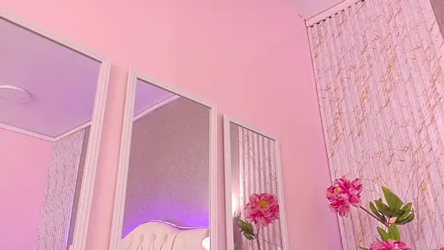 Dakota_Rainbow22 webcam