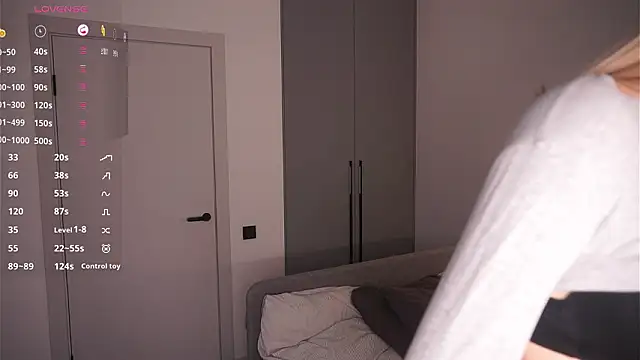 BrynnHolverson webcam