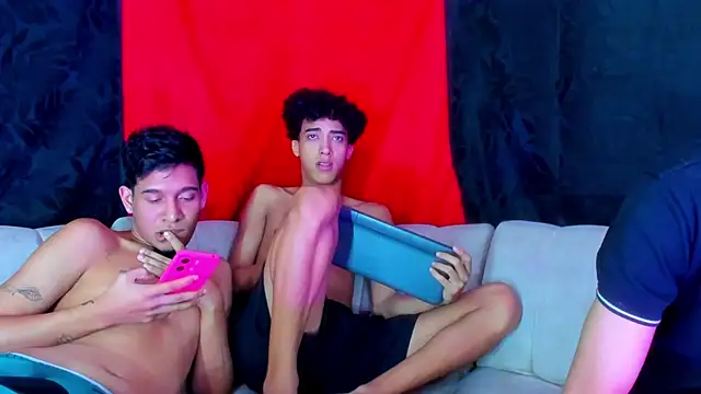 Pleasure_boys_hot webcam