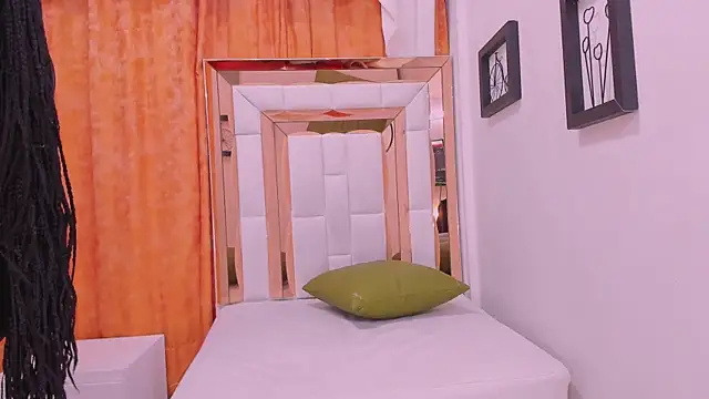 malu_horny_69 webcam