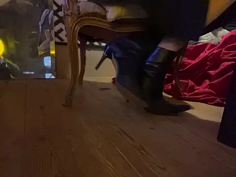 alexheels_boots webcam