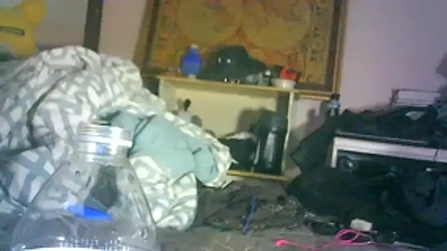 ON3YOULLN3VER_FIR3 webcam