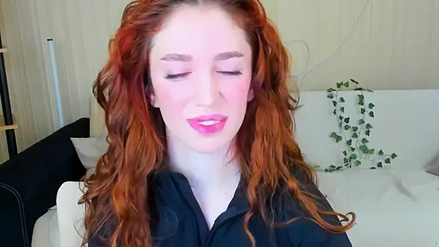 ChristinaConteeree webcam