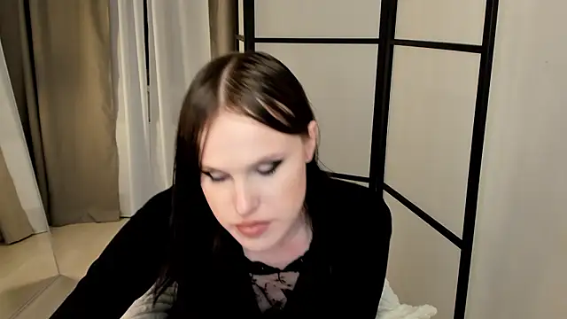 effieminki - EffieMinki's free webcam - UK Sex Cams