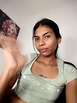 Webcam Model (NaughtySexy_)  is live.Free join now!