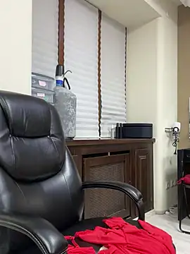 yourselenaa - Yourselenaa's free webcam - UK Sex Cams