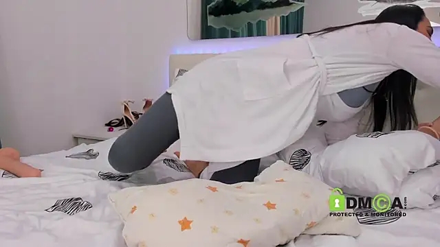 SonyaParadise webcam