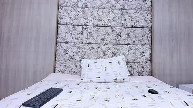 frank_jhonsson - Frank_jhonsson's free webcam - UK Sex Cams