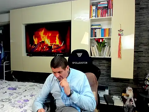 spartacusdaddy48 - SpartacusDaddy48's free webcam - UK Sex Cams