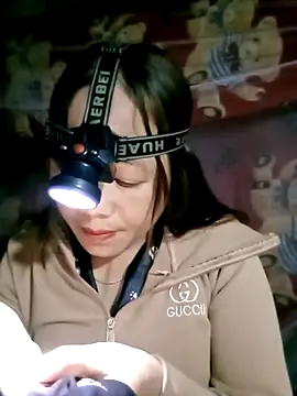 sara_pusyy - Sara_pusyy's free webcam - UK Sex Cams