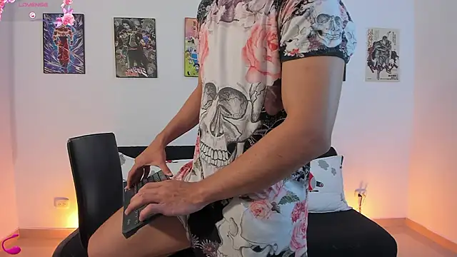 jonathanjoestar_ webcam