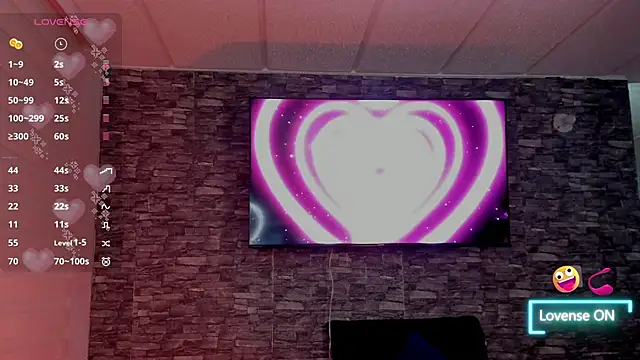 Charlotte_greys webcam