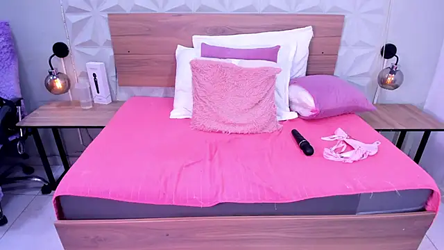 stacey_white_ - Stacey_white_'s free webcam - UK Sex Cams