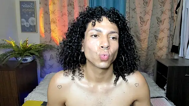 angel_white25 - Angel_White25's free webcam - UK Sex Cams