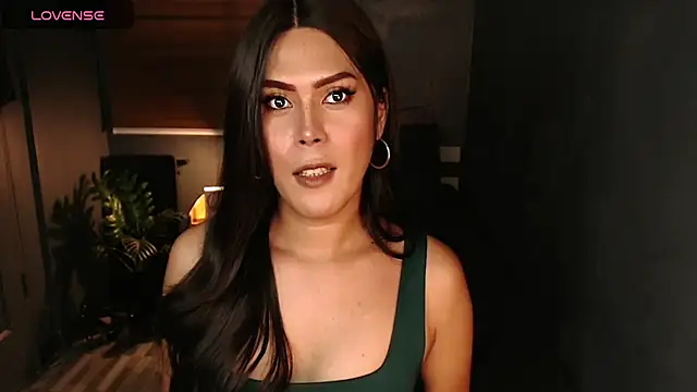 ohveeymexo1 - OHVEEYMExo1's free webcam - UK Sex Cams