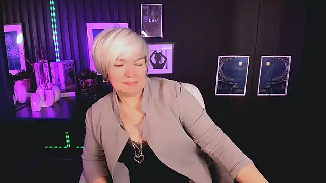 carmensoft - CarmenSoft's free webcam - UK Sex Cams