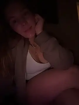 AllesandraLove webcam