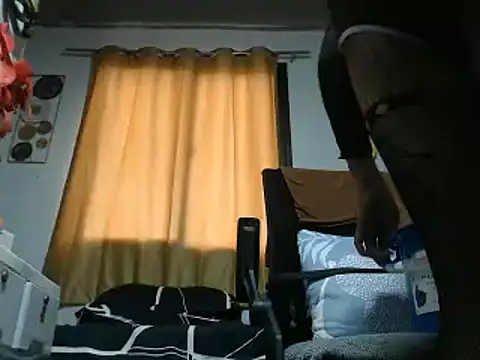 30cmSELFSUCKnBIGCUMSHOTS webcam