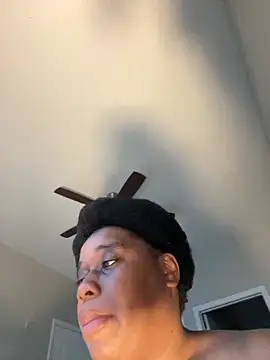 bigmama_deshayyy webcam